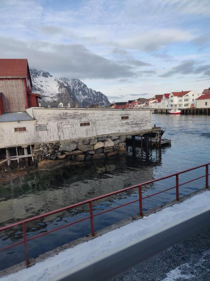 Fiskekrogen Rorbuer ヘニングスヴァール エクステリア 写真